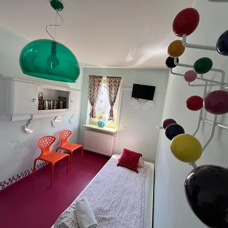 Lalala Arthotel & Wine Bar Σόποτ